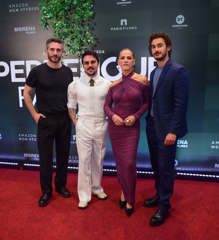 Ingrid Guimarães recebe famosos em pré-estreia de novo filme