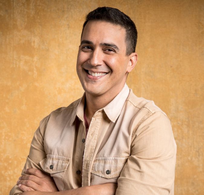 De volta à TV, André Marques fala sobre maturidade, recomeços e desafios em novo programa