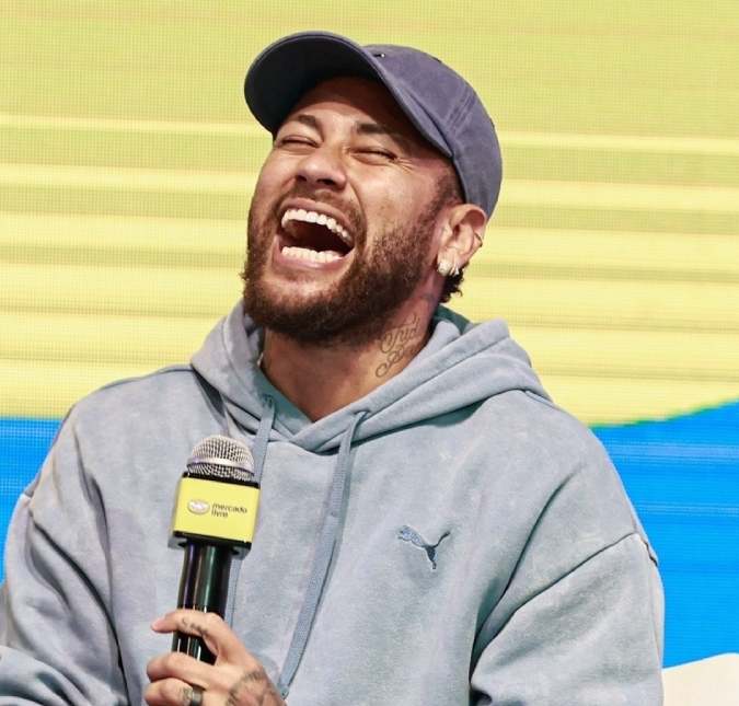 Neymar Jr. <i>vinga</i> Mavie após bolada acidental de segurança do Santos: <i>Papai chamou os amigos</i>