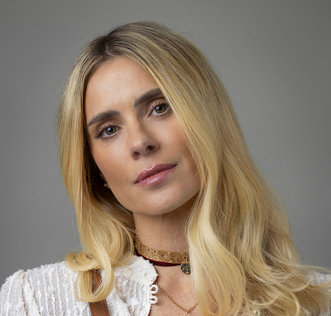 Carolina Dieckmann opina sobre o final de <i>Vale Tudo</i>: <i>-Justo não foi</i>
