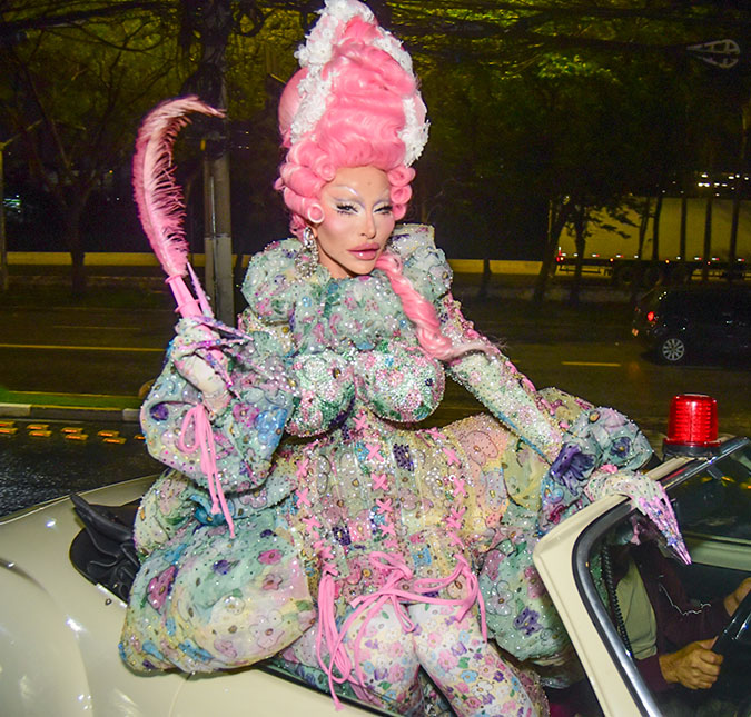 Sabrina Sato relata perrengue com fantasia: <i>Não poder sorrir</i>