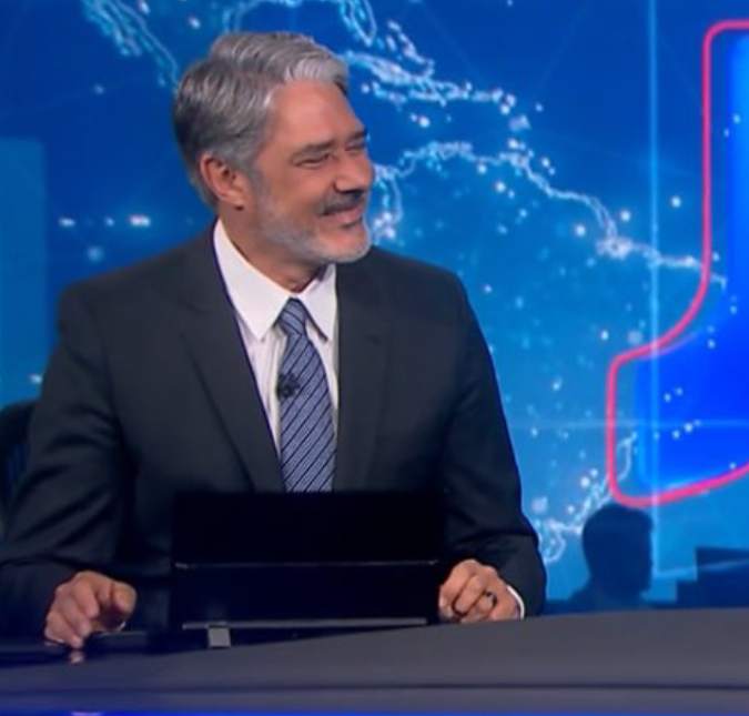 Como bom humor, William Bonner se despede do <i>Jornal Nacional</i>; veja como foi o último <i>boa noite</i> do jornalista!