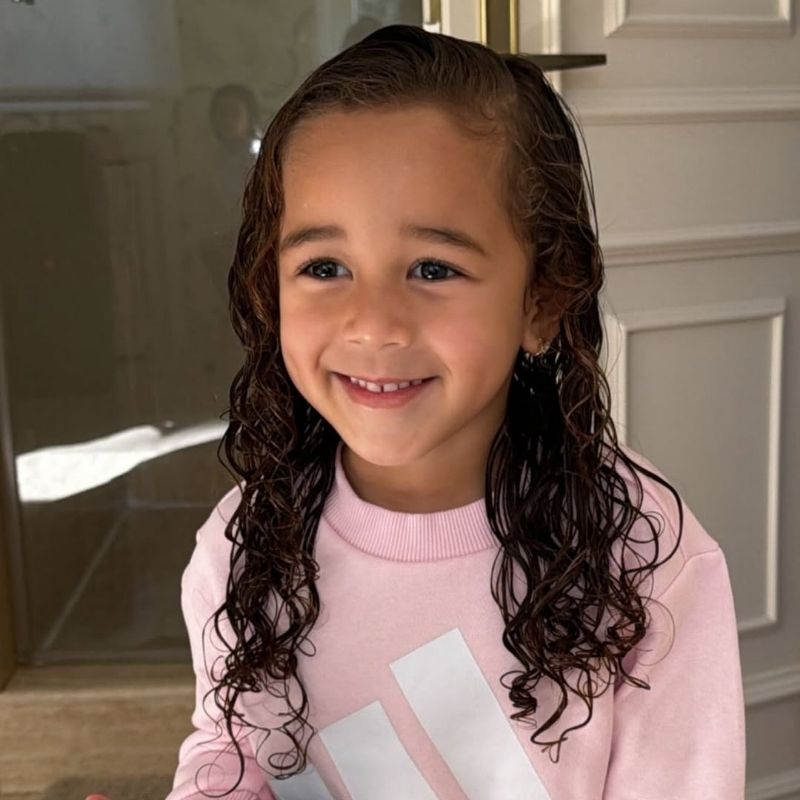 Éder Militão encanta ao compartilhar clique de Cecília. Confira os melhores momentos da pequena, filha do jogador e Karoline Lima