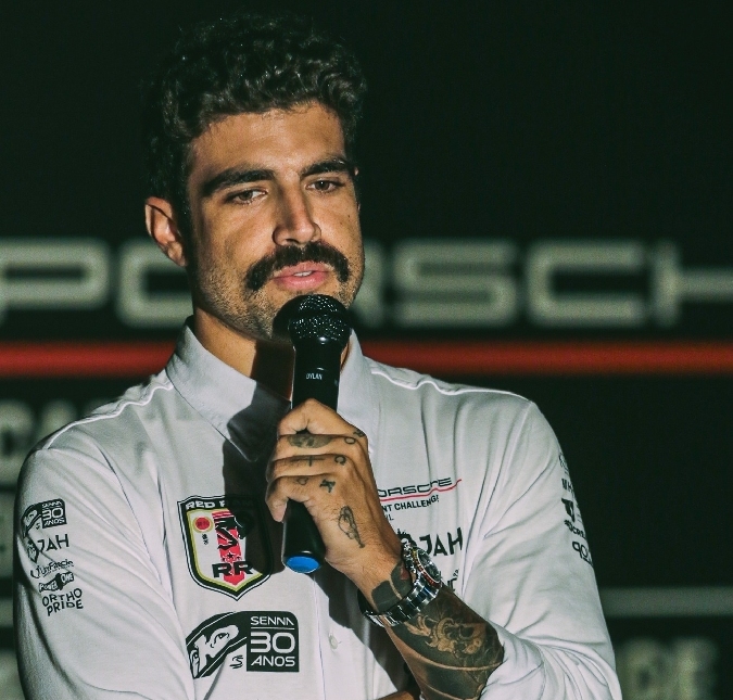 Caio Castro sofre acidente na <i>Porsche Cup</i> e abandona corrida