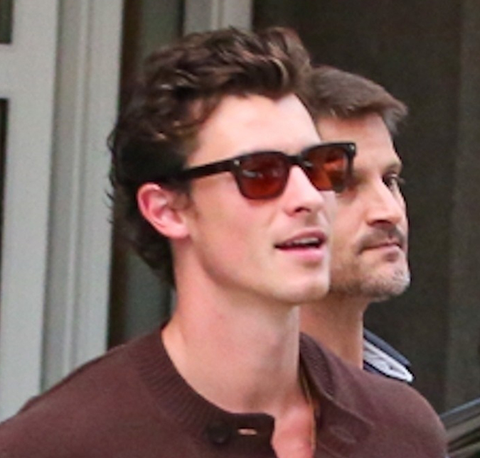 Shawn Mendes movimenta <i>web</i> ao posar com Ivete Sangalo durante passagem por Salvador