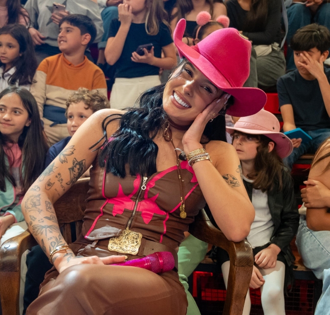 A caminho do <i>Grammy Latino</i>, Ana Castela revela perrengue por não falar inglês