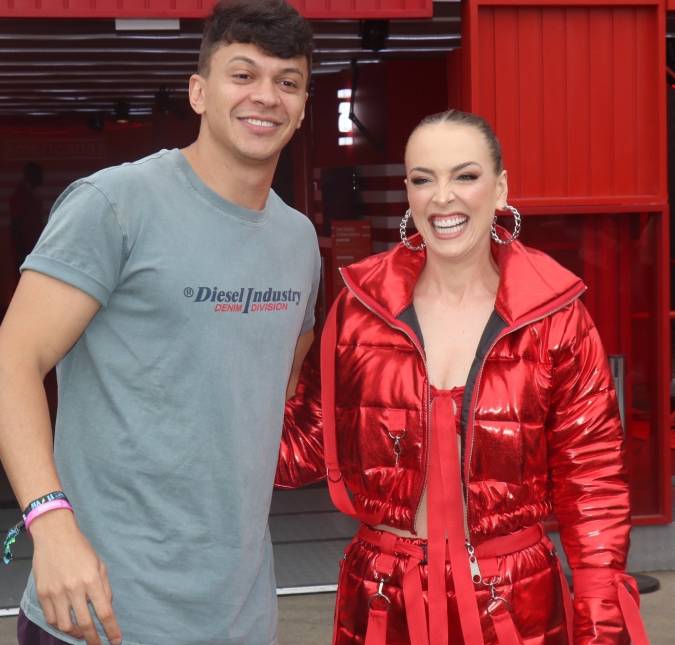 Após beijão, amiga de Tata Estaniecki posta vídeo sugerindo que ela e Júlio Cocielo voltaram; assista!