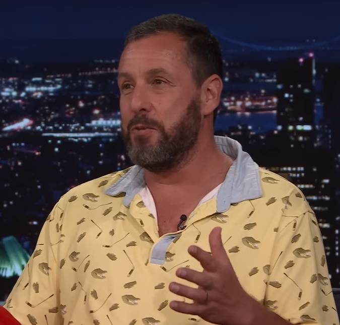 Adam Sandler abre o coração ao falar sobre casamento de mais de duas décadas: <i>Somos muito próximos</i>