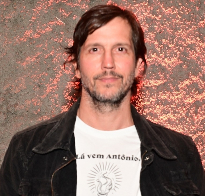 Vladimir Brichta elogia trabalho da filha na peça <i>A Máquina</i>