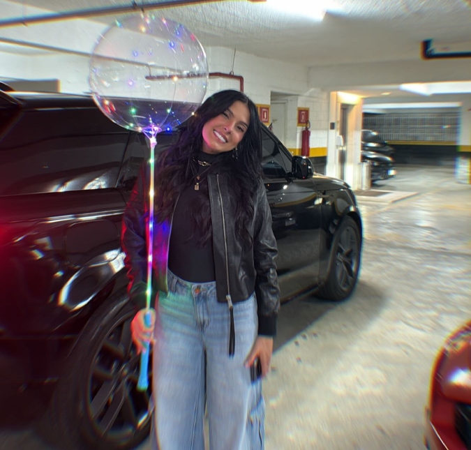 Zé Felipe presenteia Ana Castela com objeto inusitado. Confira os melhores momentos dos cantores desde que eles assumiram a relação