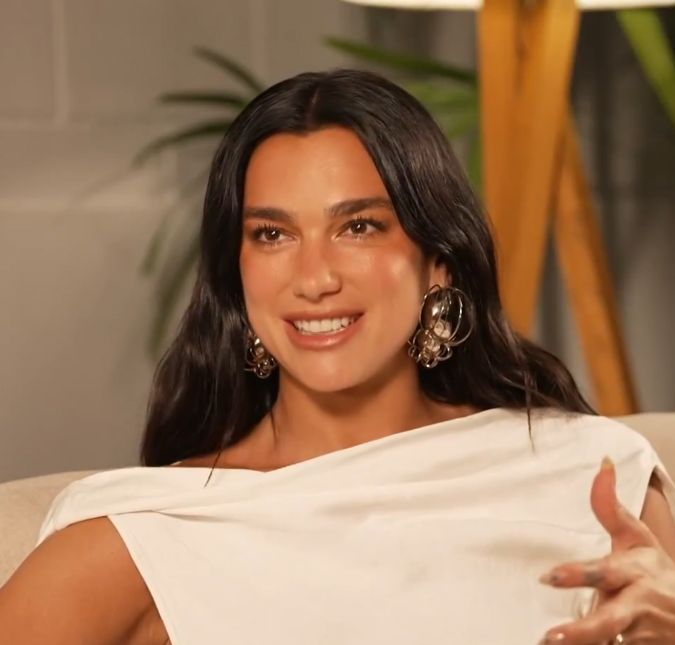 Dua Lipa fala com alegria sobre sua passagem pelo Brasil: Incrível A cantora se apresentou no Rio de Janeiro e conheceu diversos pontos turísticos