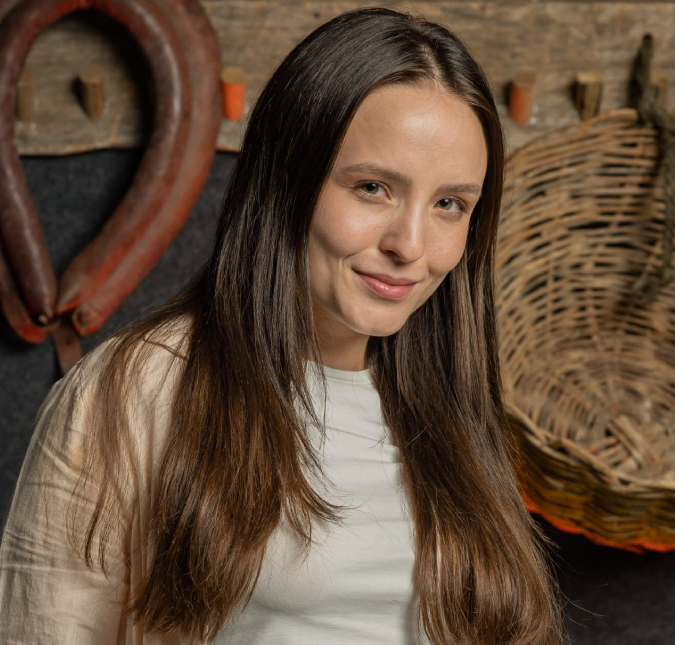 Após polêmica com os pais, Larissa Manoela declara: <I>A gente não tem nenhum contato</i>