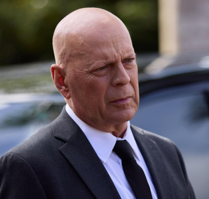 Dias bons e ruins, mudança de rotina e perda da linguagem: o que se sabe sobre o estado de saúde de Bruce Willis, diagnosticado com demência
