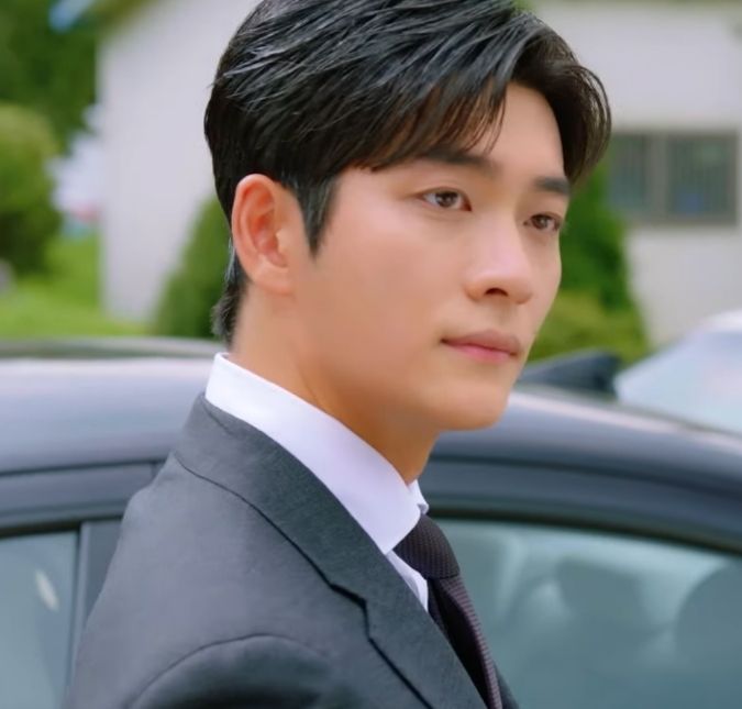 Kang Tae-oh, ator de <i>Uma Advogada Extraordinária</i>, anuncia <i>fanmeeting</i> em São Paulo: <i>- Muito feliz e animado</i>