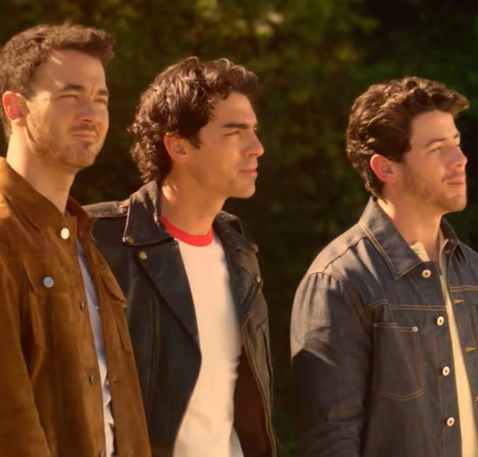 Veio aí! <i>Disney</i> divulga primeiro <i>trailer</i> de <i>Camp Rock 3</i> com trilha sonora clássica de Demi Lovato