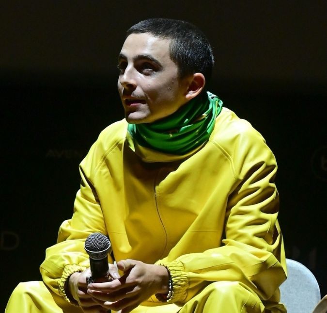 Timothée Chalamet emociona ao falar do Brasil e da própria trajetória durante painel da <i>CCXP</i>