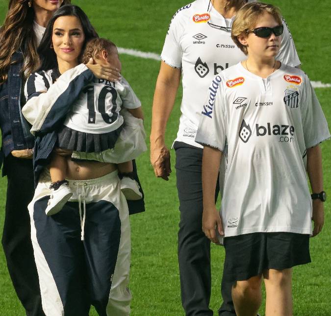 Definição de boadrasta! Confira os momentos de Bruna Biancardi com filhos do Neymar Jr.