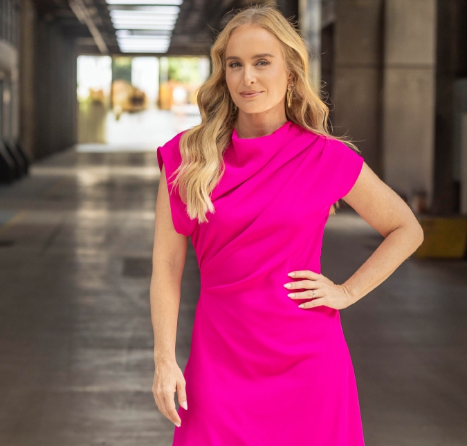 Angélica desabafa sobre a exposição pessoal e sua trajetória de vida: <i>Demorei anos para gostar de mim</i>