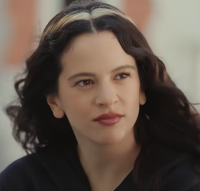 Rosalía amplia turnê e libera data extra no Rio de Janeiro