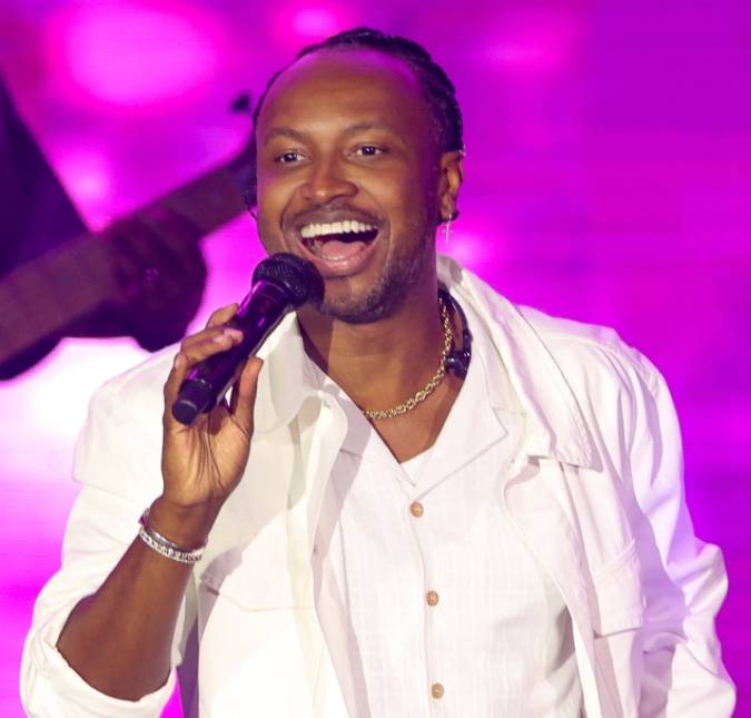 Thiaguinho compartilha a história por trás do nome do filho, Bento