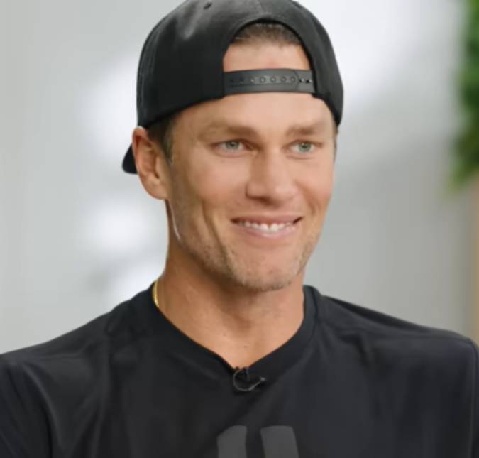 Tom Brady encanta ao postar clique raro com os filhos: <i>Boas festas</i>