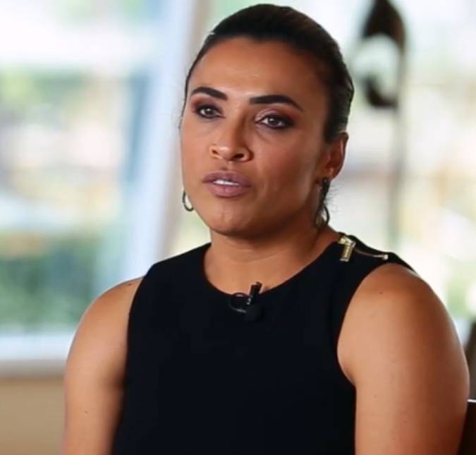 Jogadora Marta Silva se casa em cerimônia intimista nos Estados Unidos