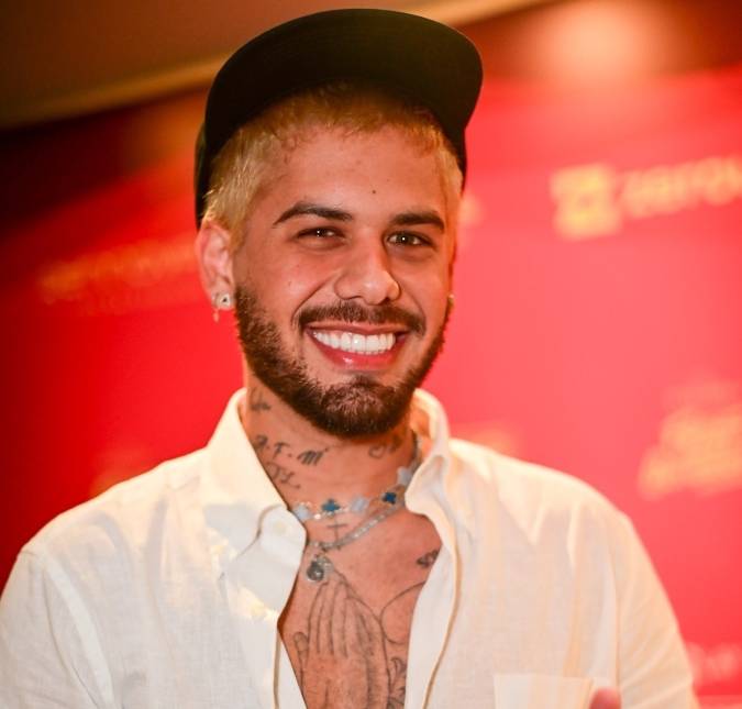 Ajuda sempre bem vinda! Avião de Zé Felipe dá pane antes de <i>show</i> e cantor recebe ajuda inesperada