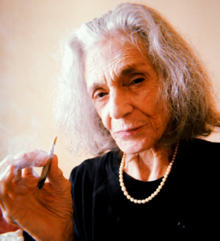 Morre Vera Barreto Leite Valdez, pioneira da moda e atriz brasileira, aos 89 anos de idade. Veja quem são os famosos que nos deixaram em 2026