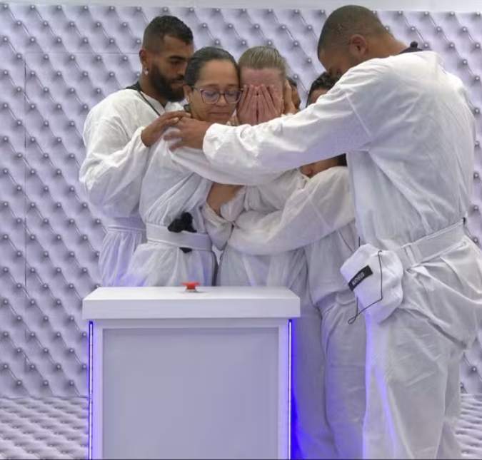 Com mais de 80 horas de resistência, Quarto Branco do <i>BBB26</i> segue com sete participantes na disputa