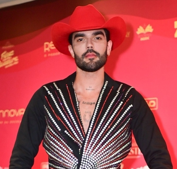 Luan Pereira atualiza estado de saúde após passar mal durante <i>show</i>