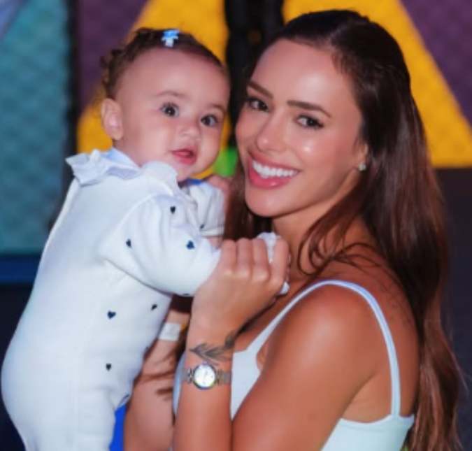 Bruna Biancardi se diverte em parque de trampolins com as filhas, Mavie e Mel. Veja os desabafos e os momentos dela como mãe