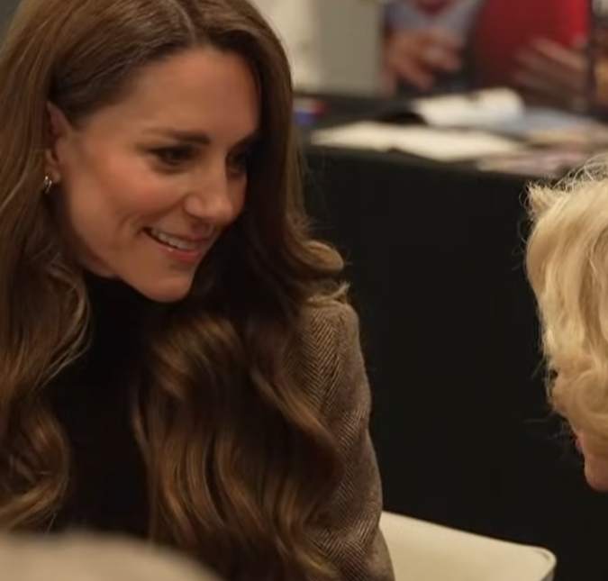 De volta ao trabalho! Kate Middleton faz primeira visita real do ano sozinha