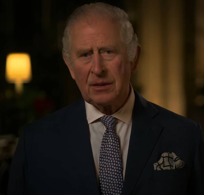 Rei Charles III e Rainha Camilla promovem primeira <i>première</i> no castelo de Windsor