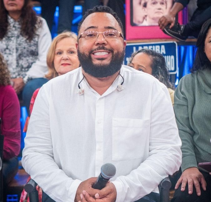 Dudu Nobre adia <i>shows</i> após diagnóstico de pneumonia: <i>Repouso absoluto</i>