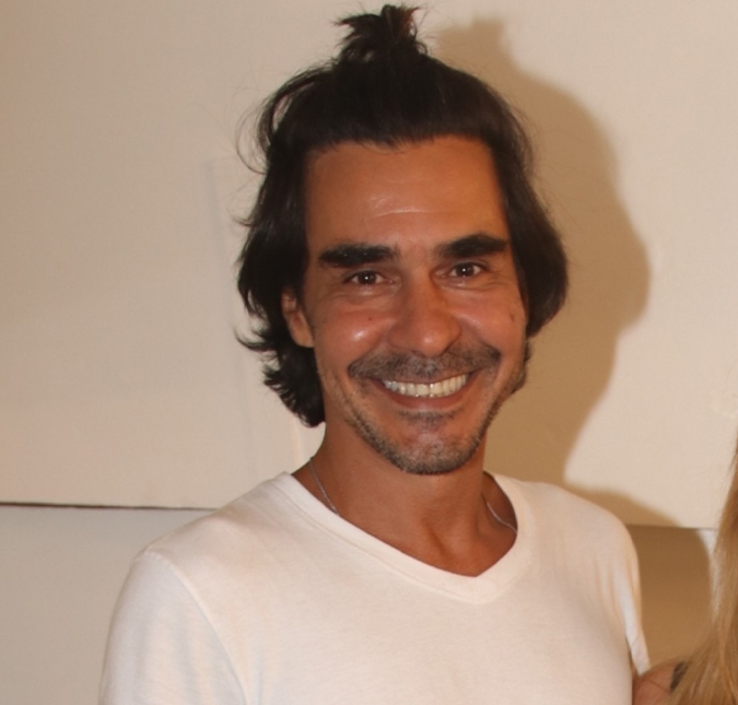 André Gonçalves é furtado em Salvador e lamenta ocorrido: <i>Mais uma vítima da insegurança deste país</i>