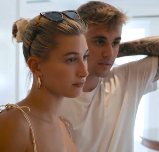 Casalzão! Justin Bieber e Hailey Bieber apostam no <i>all black</i> para o tapete vermelho do <i>Grammy</i>