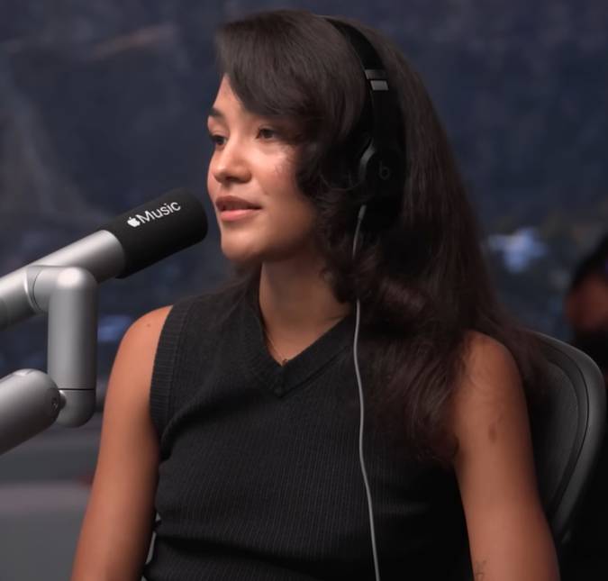 Olivia Dean leva o <i>Grammy</i> de Artista Revelação