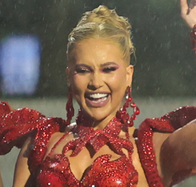 Virginia Fonseca combina fantasia da Grande Rio com as filhas e encanta a <i>web</i>