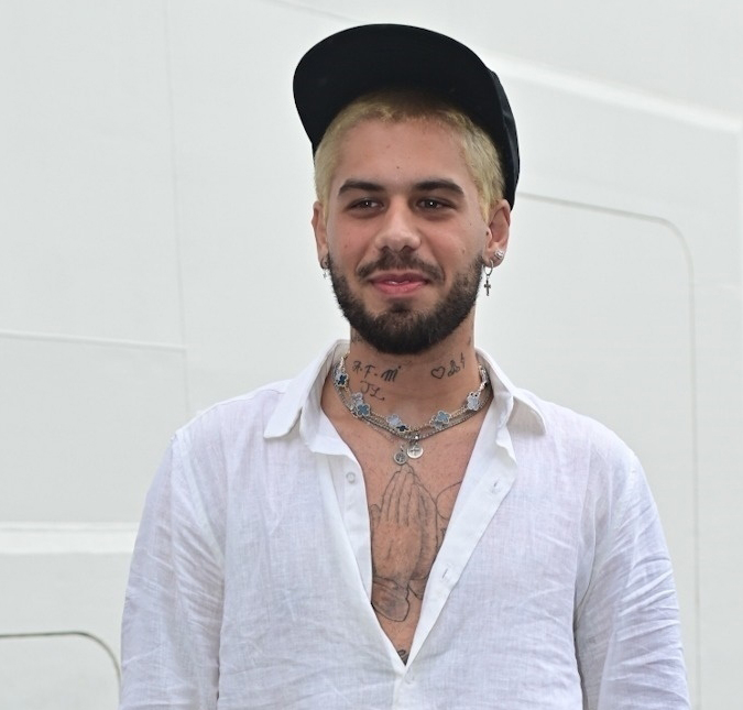 Susto! Vaso sanitário da casa de Zé Felipe explode e cantor reage