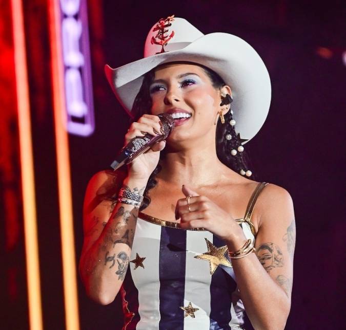 Ana Castela encanta ao exibir novo visual