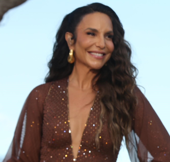 Após maratona de <i>shows</i>, Ivete Sangalo se despede do Carnaval com homenagem à equipe