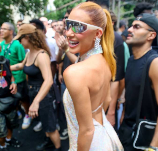 Marina Ruy Barbosa se pronuncia sobre vídeo que viralizou dela em trio elétrico