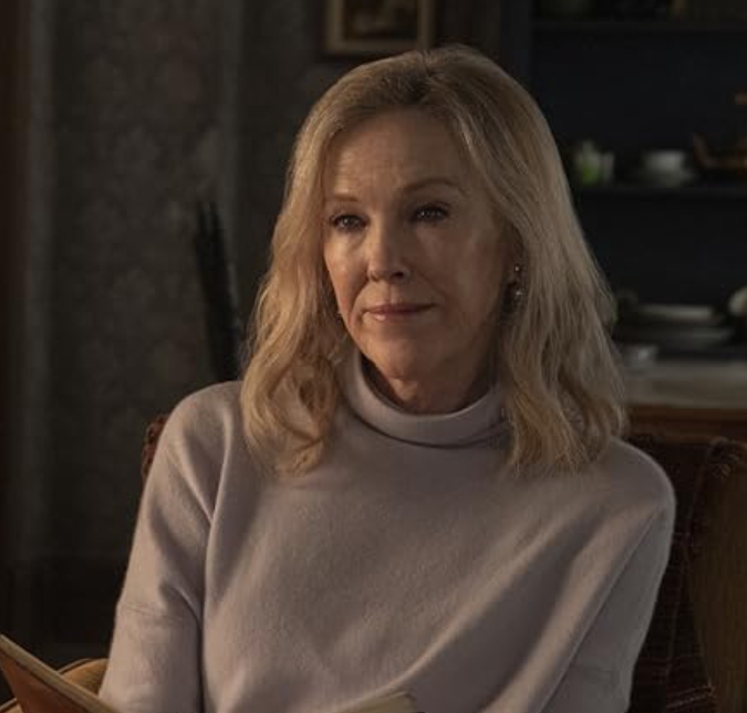 Catherine O'Hara ganha prêmio de Melhor Atriz no <I>Actor Awards</i> um mês após sua morte