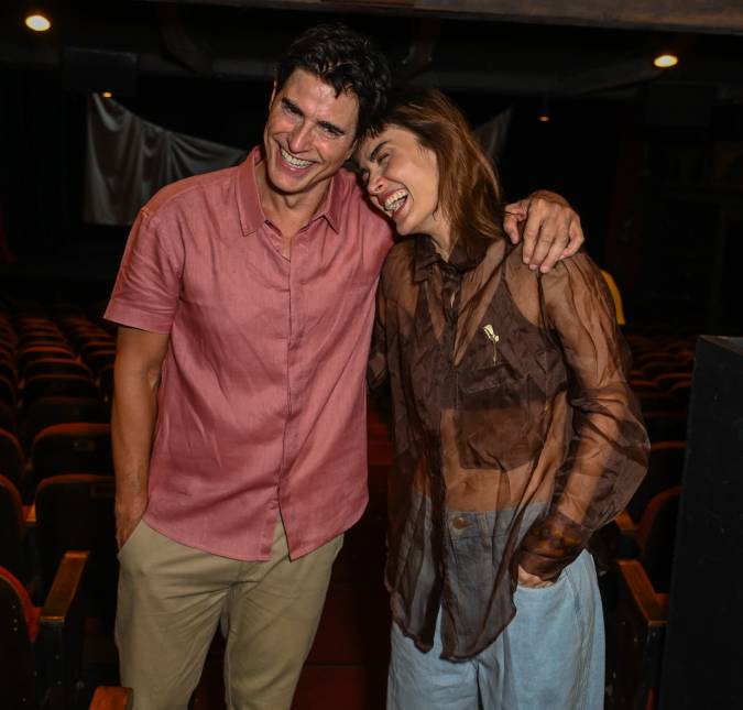 Reynaldo Gianecchini e Maria Casadevall recebem famosos em pré-estreia de <i>Um Dia Muito Especial</i>