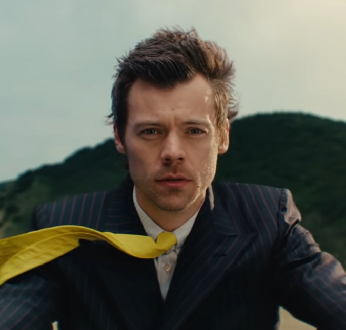 Ele voltou com tudo! Harry Styles lança clipe de nova música <i>American Girls</i>; confira