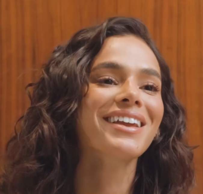 Bruna Marquezine revela que <i>Besouro Azul</i> foi como uma vitória pessoal: <i>Eu tinha deixado de acreditar em mim</i>