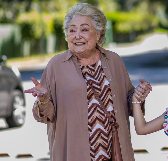 Atriz Suely Franco assina contrato vitalício com a <i>TV Globo</i>
