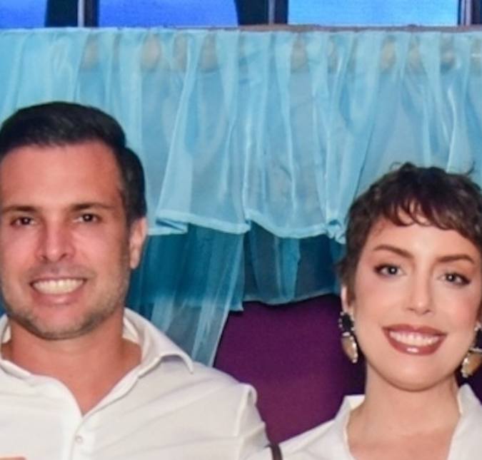 Fabiana Justus anuncia segundo casamento para comemora 15 anos de matrimônio com o marido, Bruno Levi D’Ancora