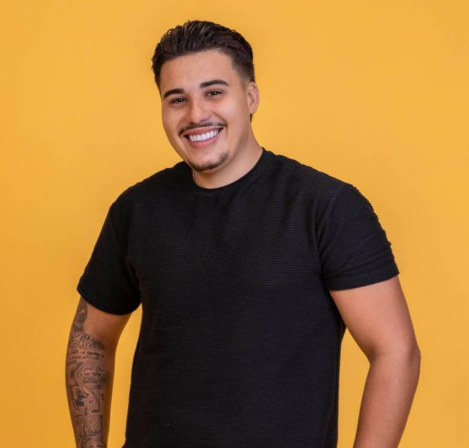 Rayne Luiza, ex-esposa de Pedro Henrique do <i>BBB26</i>, anuncia nascimento de filha: <i>Cheguei titias</i>