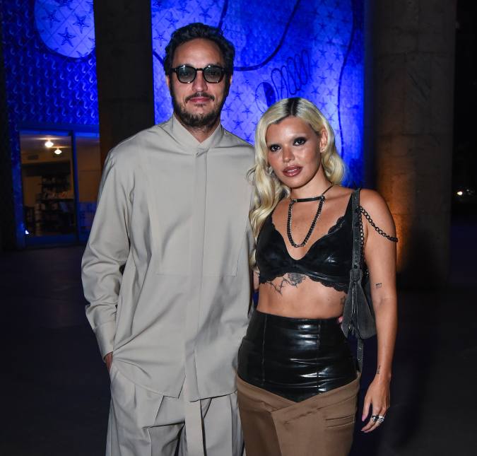 Em meio a rumores de <i>affair</i>, Duda Beat e Allan Souza Lima posam juntinhos em evento